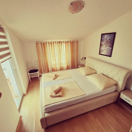 Apartments Nada 克尔克 外观 照片